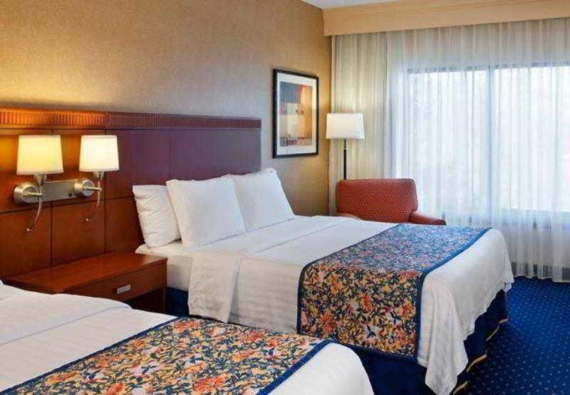 Comfort Inn & Suites Arlington Heights - Buffalo Grove Room photo